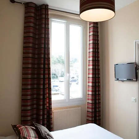 L'aptois Hotel 2*